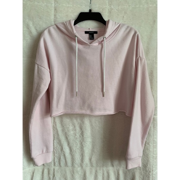 Forever 21 Tops - Cropped Pink Sweatshirt